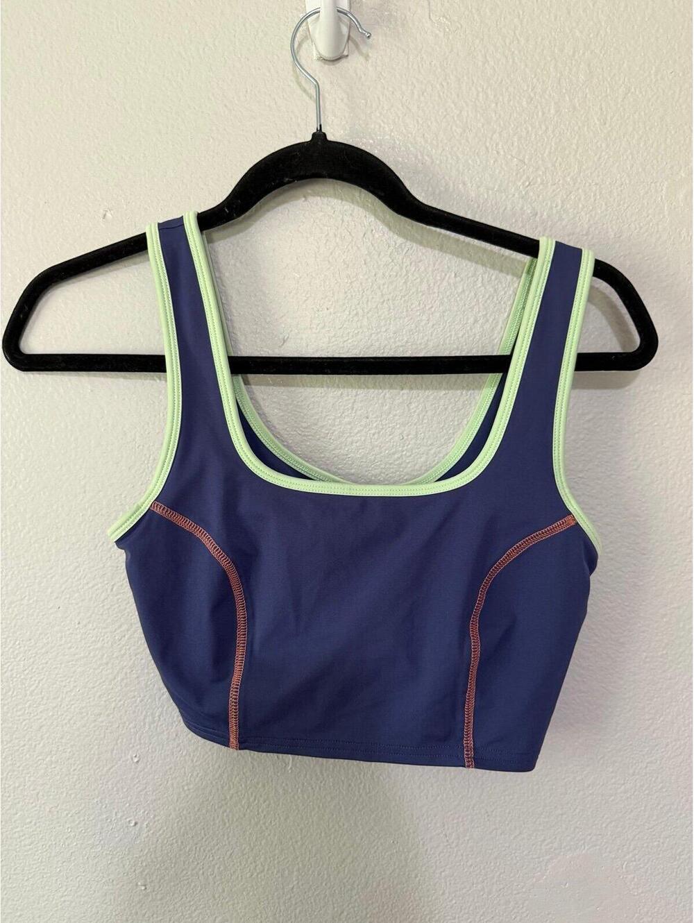 Fabletics cropped tank with built in sports bra with pads size small (no tags)